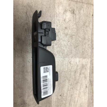 Interrupteur de leve vitre arriere droit RENAULT CLIO 5 d’occasion