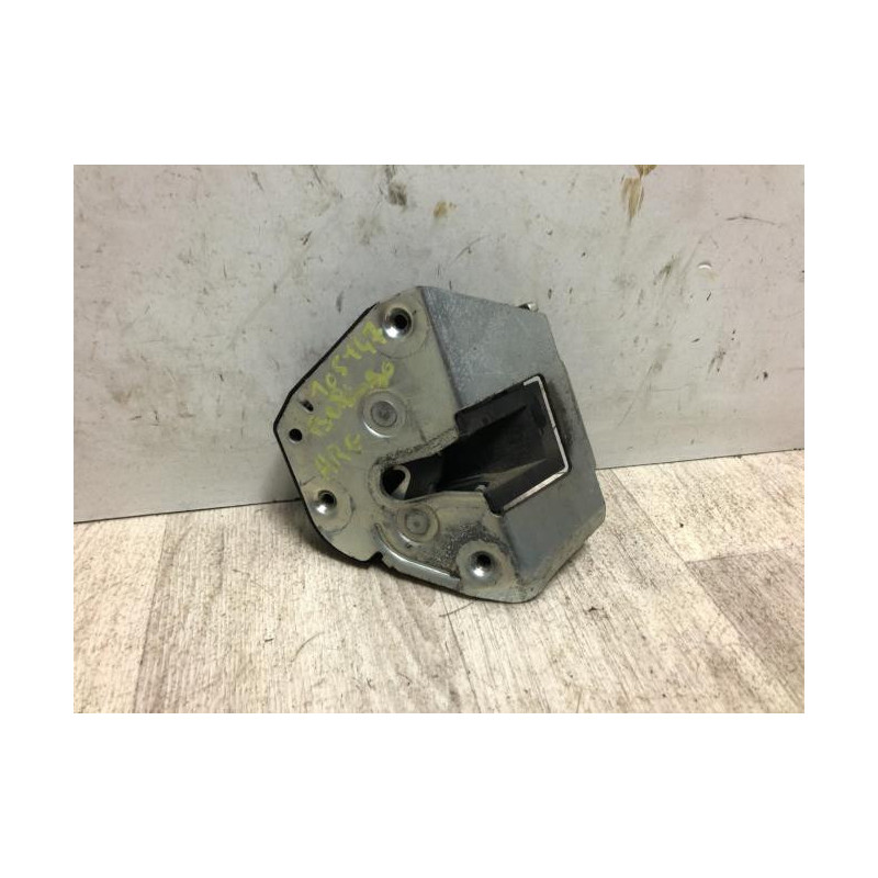 Serrure de porte de coffre gauche CITROEN BERLINGO 1 PHASE 2 d’occasion