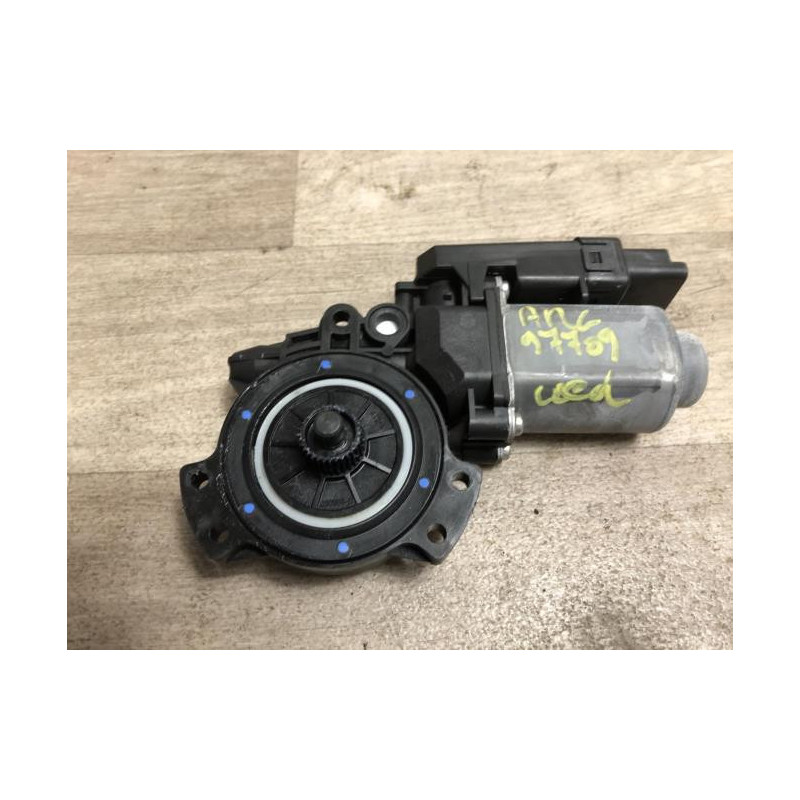 Moteur leve vitre arriere gauche KIA CEE-D 1 SPORT WAGON PHASE 1 BREAK d’occasion