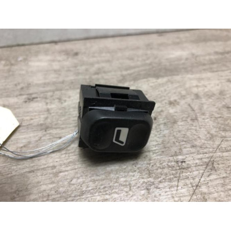 Interrupteur de leve vitre avant droit CITROEN BERLINGO 1 PHASE 2 d’occasion