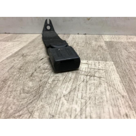 Attache ceinture arriere gauche BMW SERIE 3 E90 PHASE 1 d’occasion