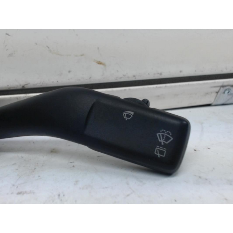 Commodo d'essuie glaces VOLKSWAGEN GOLF V d’occasion