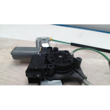 Leve vitre electrique avant droit OPEL CORSA D PHASE 1 d’occasion