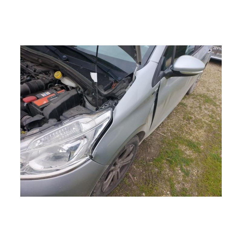 Baie de pare brise PEUGEOT 208 1 PHASE 1 d’occasion