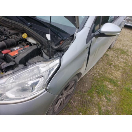Baie de pare brise PEUGEOT 208 1 PHASE 1 d’occasion