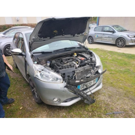 Baie de pare brise PEUGEOT 208 1 PHASE 1 d’occasion
