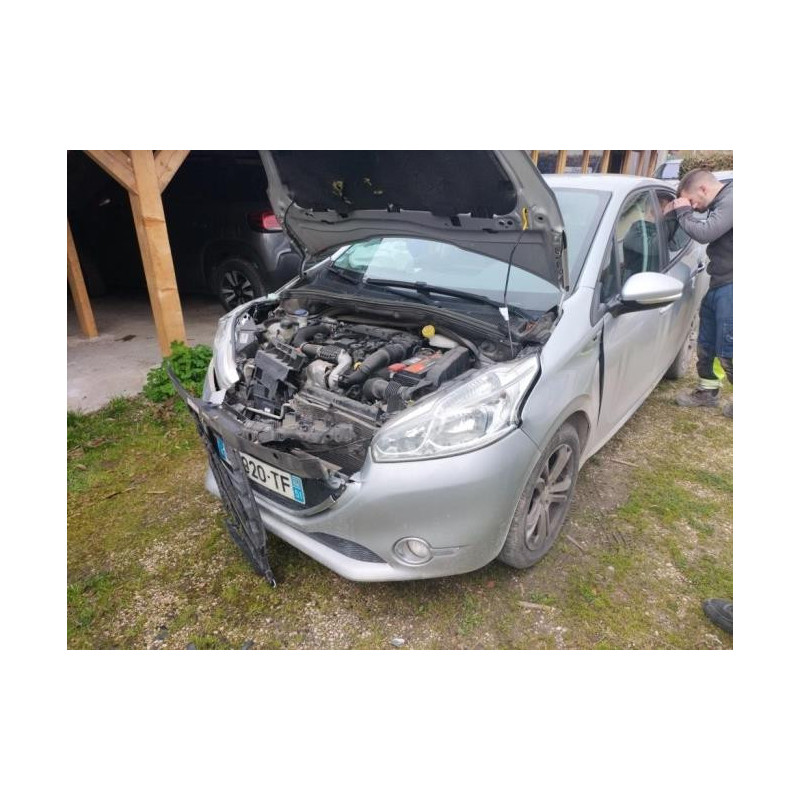 Baie de pare brise PEUGEOT 208 1 PHASE 1 d’occasion