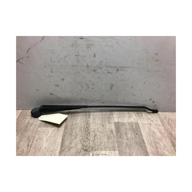 Bras essuie glace avant droit RENAULT CLIO 2 PHASE 1 d’occasion