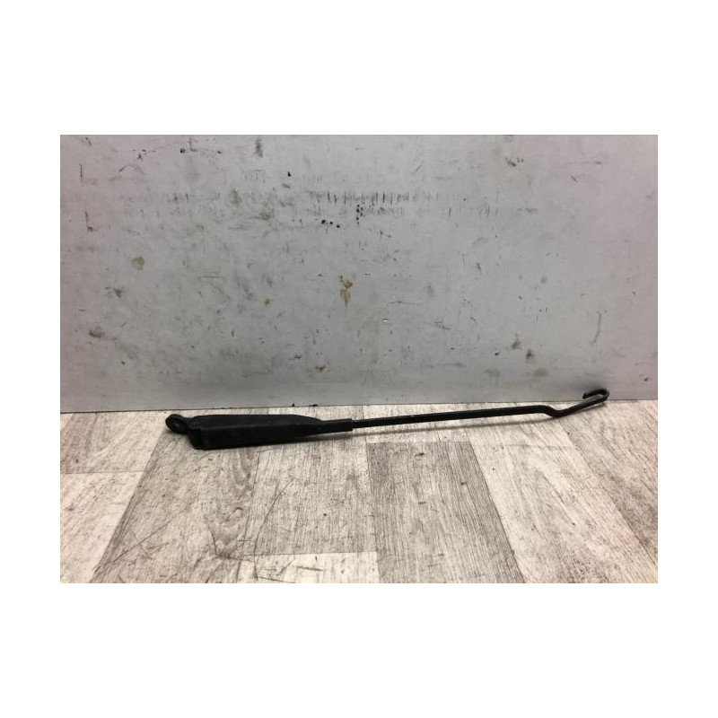 Bras essuie glace avant gauche RENAULT CLIO 1 PHASE 3 d’occasion
