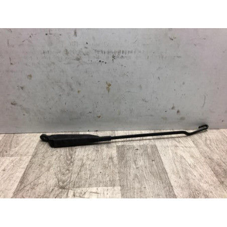 Bras essuie glace avant gauche RENAULT CLIO 1 PHASE 3 d’occasion