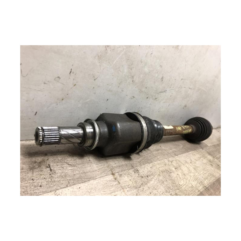 Cardan gauche (transmission) RENAULT CLIO 3 PHASE 2 d’occasion