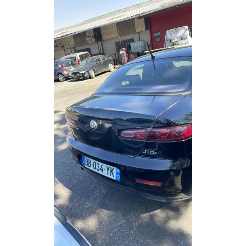 Baie de pare brise ALFA ROMEO 159 d’occasion