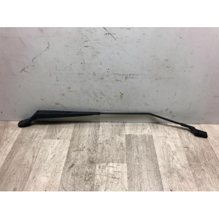Bras essuie glace avant droit RENAULT TWINGO 2 PHASE 2 d’occasion