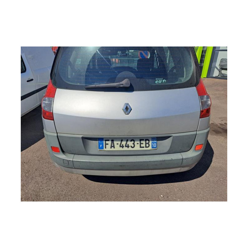 Platine feu arriere gauche RENAULT SCENIC 2 PHASE 2 d’occasion