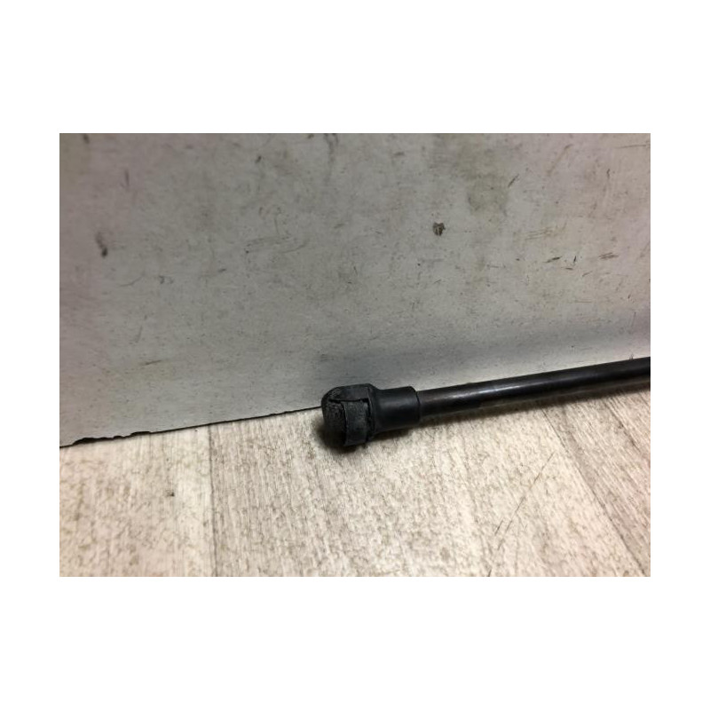 Verin de coffre droit ALFA ROMEO 159 d’occasion
