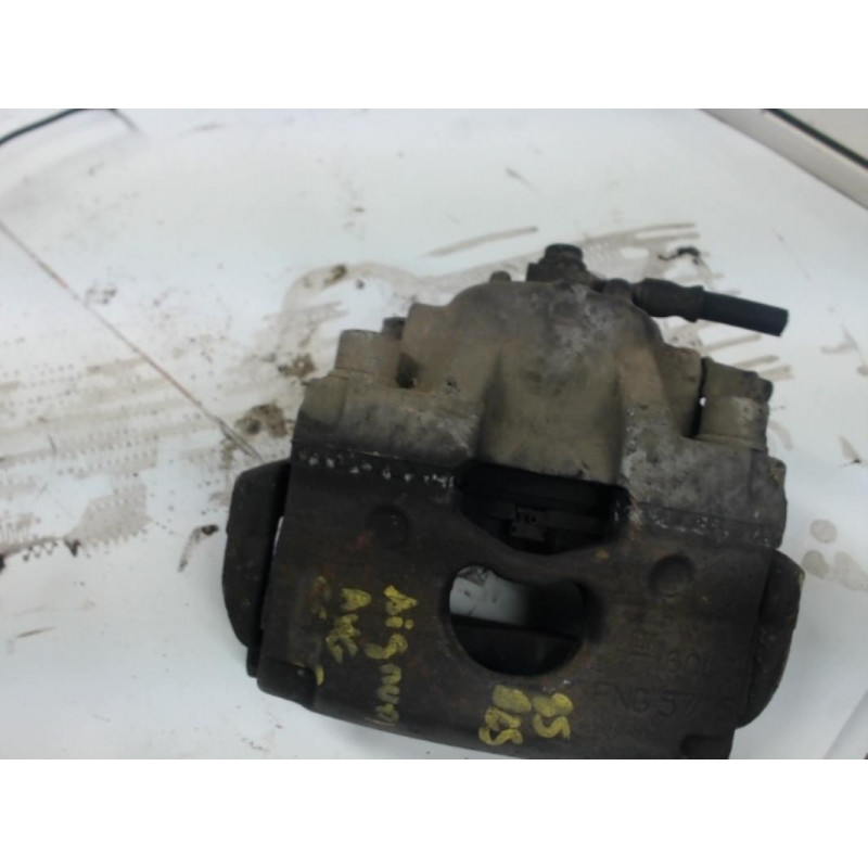 Etrier avant gauche (freinage) OPEL SIGNUM PHASE 1 d’occasion