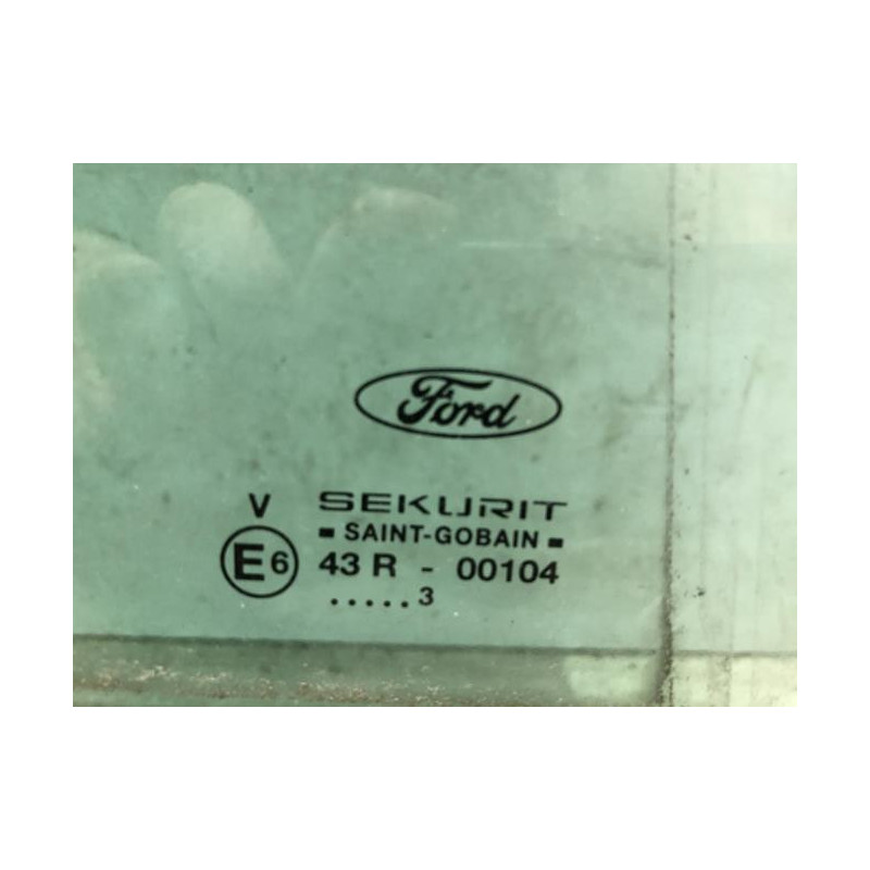 Vitre arriere droit FORD MONDEO 2 d’occasion