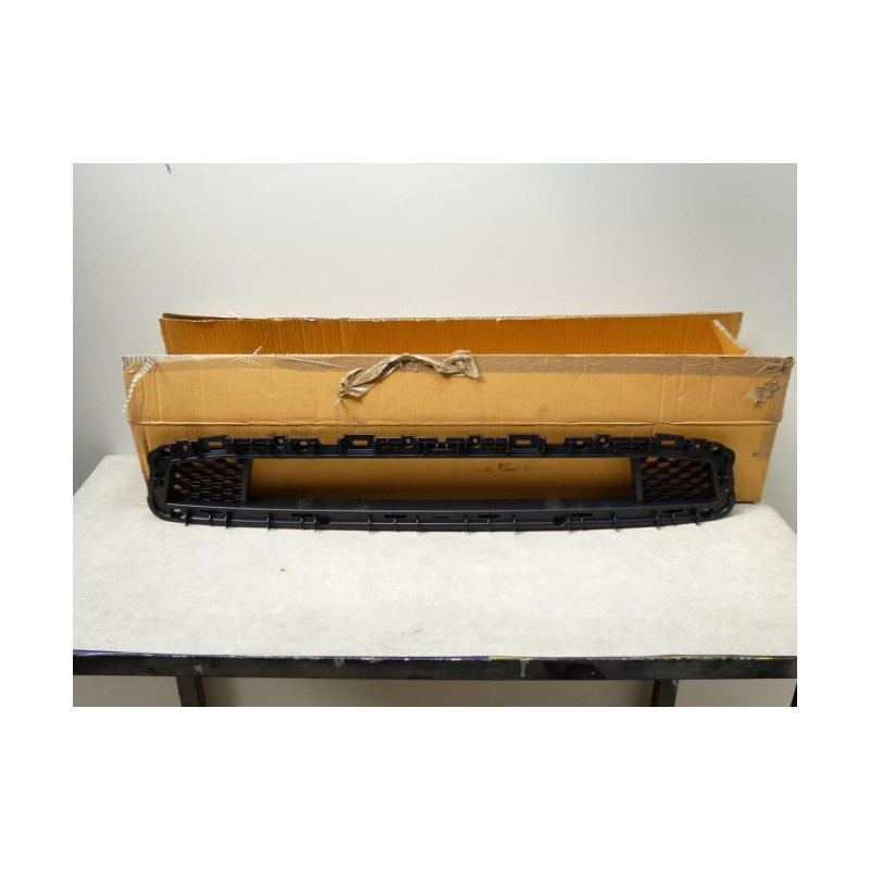 Grille de pare choc FORD RANGER 4 PHASE 2 d’occasion