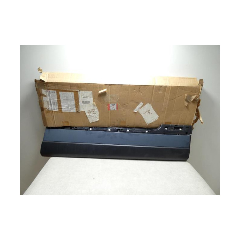 Baguette de porte avant droite LAND ROVER RANGE ROVER 1 EVOQUE PHASE 2 d’occasion