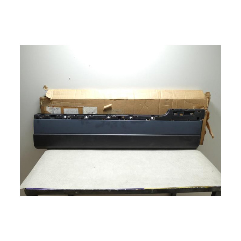 Baguette de porte avant droite LAND ROVER RANGE ROVER 1 EVOQUE PHASE 2 d’occasion