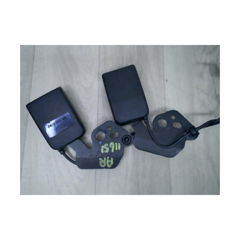 Pretensionneur de ceinture arriere centrale PEUGEOT 308 1 SW PHASE 1 BREAK d’occasion