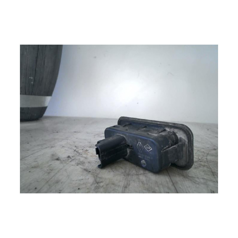 Bouton de coffre RENAULT MEGANE 2 PHASE 1 CABRIOLET d’occasion