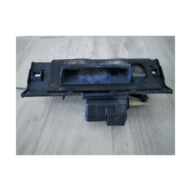 Bouton de coffre PEUGEOT  d’occasion
