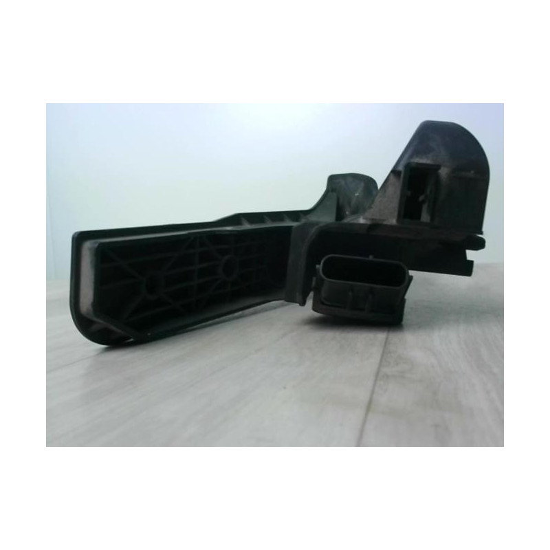 Pedalier d'accelerateur VOLKSWAGEN GOLF 5 d’occasion
