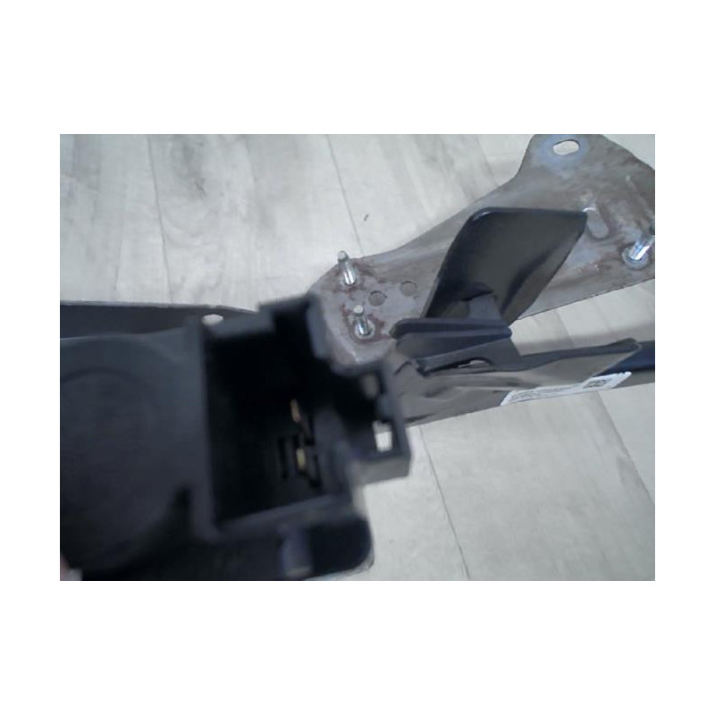 Pedalier de frein FORD FOCUS 2 PHASE 1 d’occasion