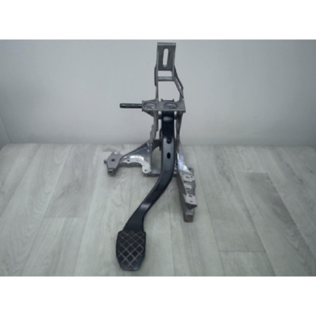 Pedalier de frein AUDI A4 2 AVANT PHASE 2 BREAK d’occasion