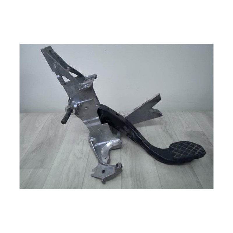 Pedalier de frein AUDI A4 2 AVANT PHASE 2 BREAK d’occasion