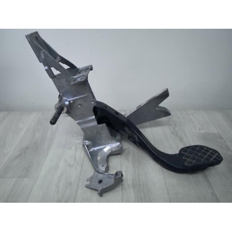 Pedalier de frein AUDI A4 2 AVANT PHASE 2 BREAK d’occasion