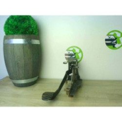 Pedalier de frein RENAULT CLIO 3 PHASE 1 d’occasion