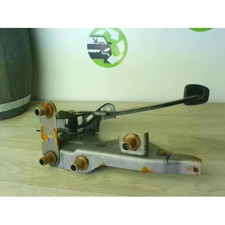 Pedalier de frein RENAULT CLIO 3 PHASE 1 d’occasion