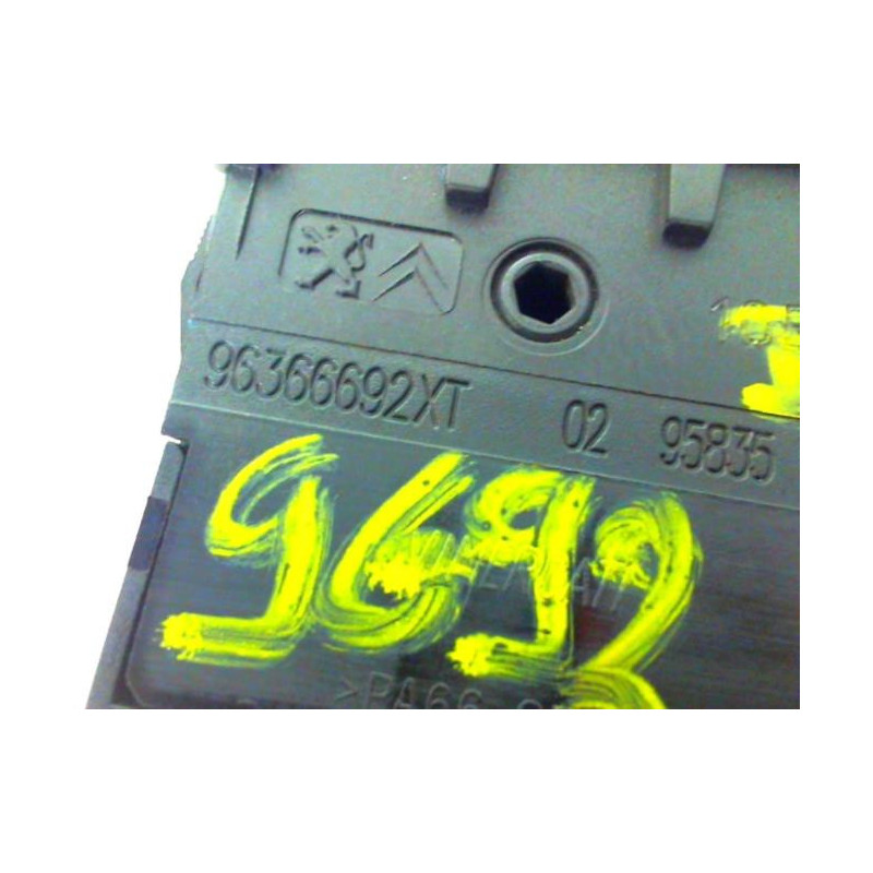 Commande de reglage hauteur de phare CITROEN C4 2 PHASE 1 d’occasion