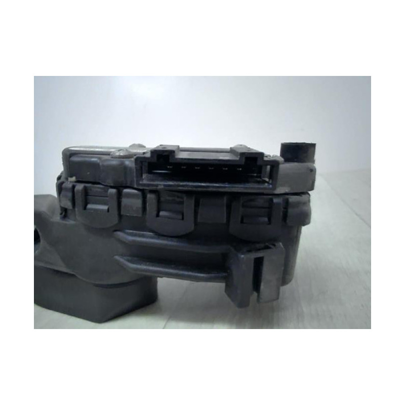 Pedalier de frein AUDI A4 2 AVANT PHASE 2 BREAK d’occasion