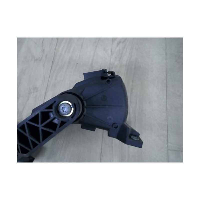 Pedalier de frein AUDI A4 2 AVANT PHASE 2 BREAK d’occasion