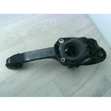 Pedalier d'embrayage VOLKSWAGEN GOLF 5 d’occasion