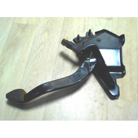 Pedalier de frein OPEL TIGRA 2 TWINTOP CABRIOLET d’occasion