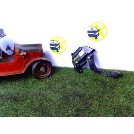 Pedalier d'embrayage SKODA FABIA 1 PHASE 1 BREAK d’occasion