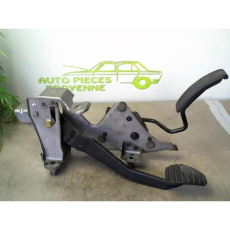 Pedalier RENAULT CLIO 3 PHASE 1 d’occasion