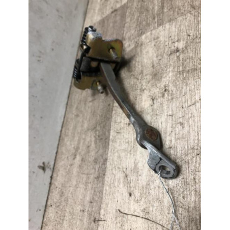 Tirant de porte avant droit RENAULT CLIO 2 CAMPUS PHASE 1 d’occasion