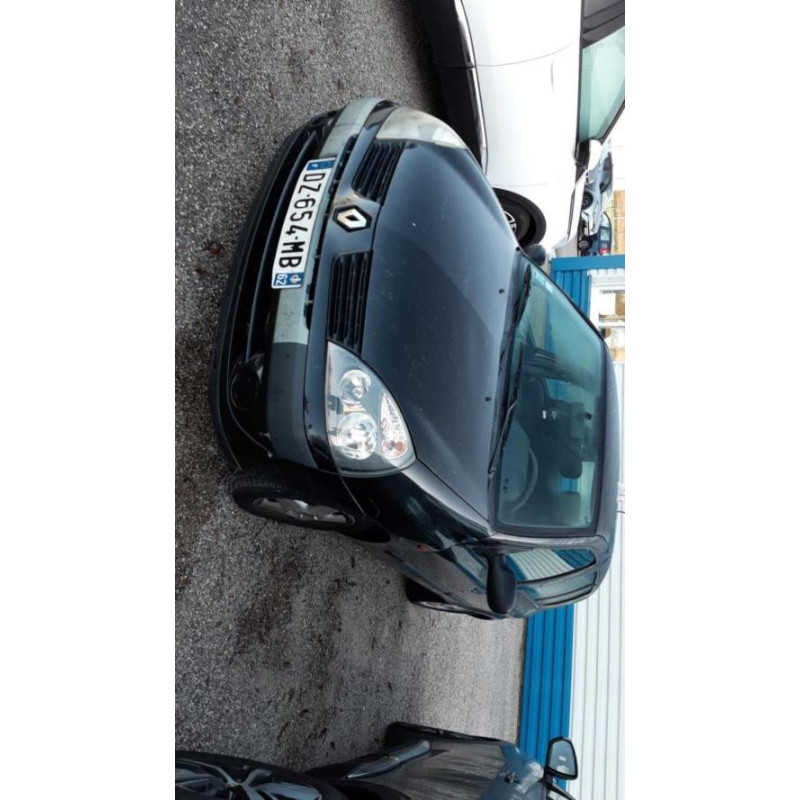 Tirant de porte avant droit RENAULT CLIO 2 CAMPUS PHASE 1 d’occasion