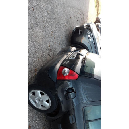 Tirant de porte avant droit RENAULT CLIO 2 CAMPUS PHASE 1 d’occasion