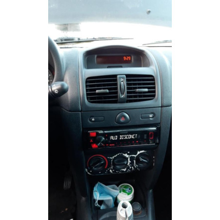 Tirant de porte avant droit RENAULT CLIO 2 CAMPUS PHASE 1 d’occasion