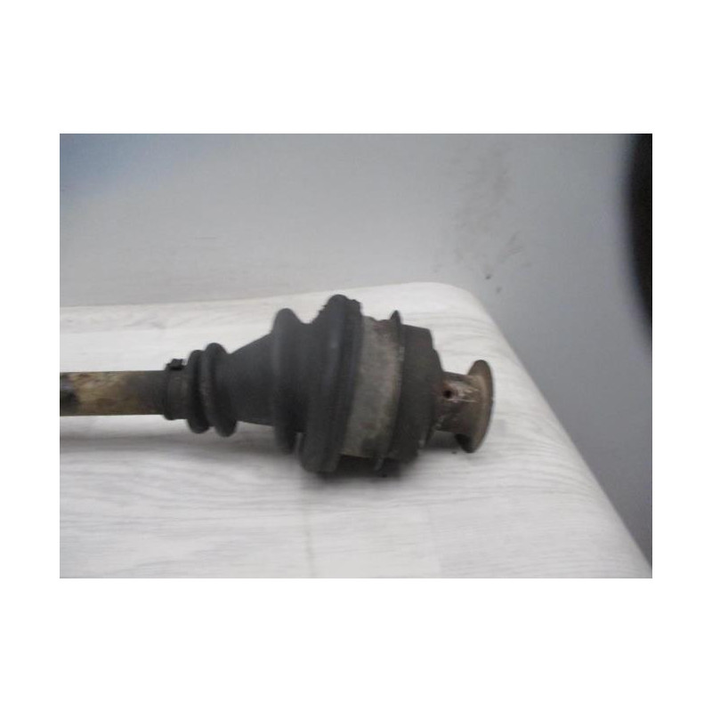 Cardan droit (transmission) RENAULT CLIO 1 PHASE 2 d’occasion