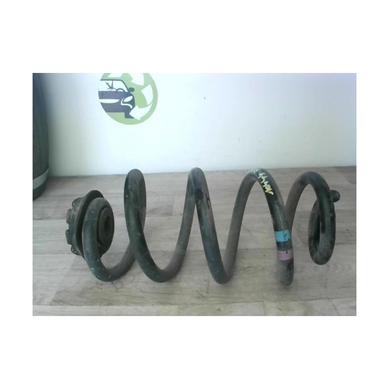 Ressort de suspension arriere gauche NISSAN QASHQAI 1 PHASE 2 d’occasion