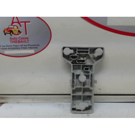 Platine feu arriere gauche VOLKSWAGEN PASSAT V (3B2) d’occasion