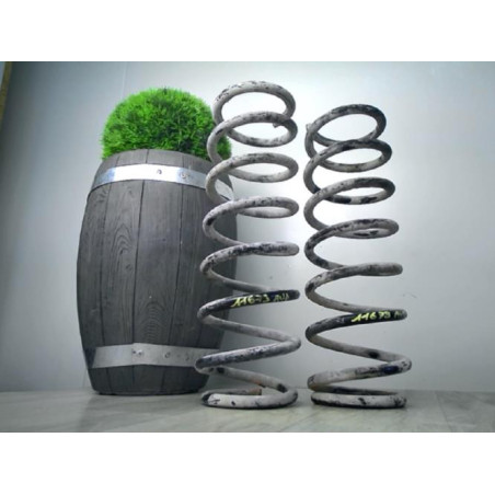 Ressort de suspension avant SUZUKI JIMNY 1 PHASE 2 d’occasion