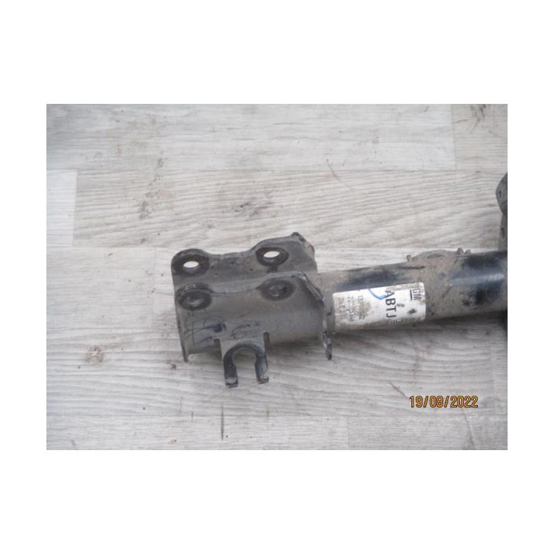 Amortisseur avant droit OPEL CORSA D PHASE 2 d’occasion
